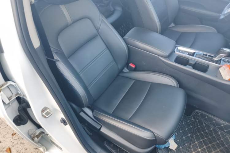 Used Nissan Sylphy 2023 1.6L CVT Enjoyment Edition Right Front Seat