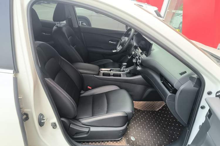 Used Nissan Sylphy 2023 1.6L CVT Enjoyment Edition Right Front Seat