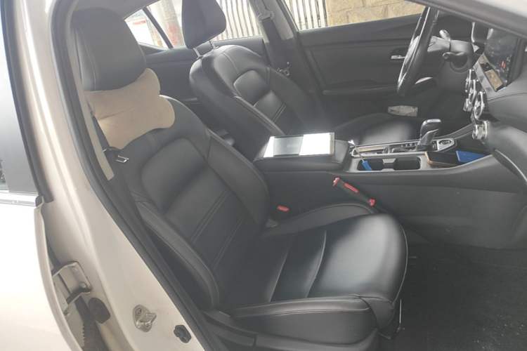 Used Nissan Sylphy 2023 1.6L CVT Enjoyment Edition Right Front Seat