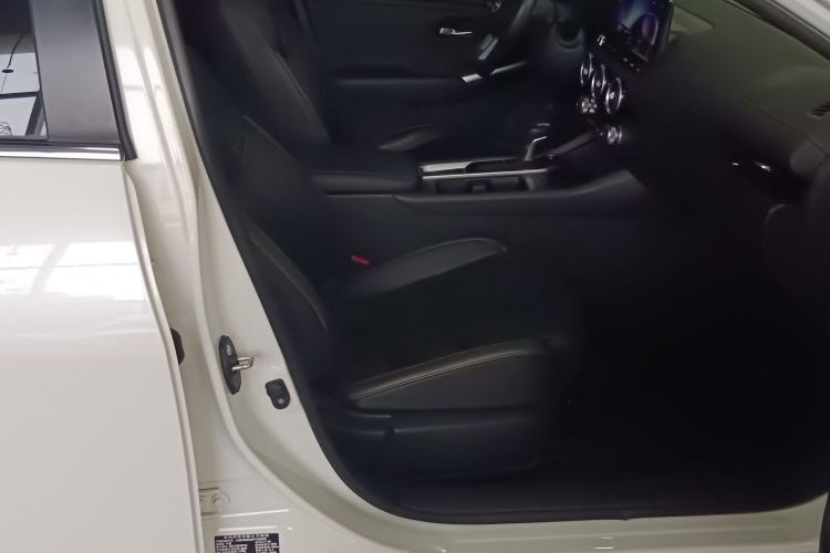 Used Nissan Sylphy 2023 1.6L CVT Enjoyment Edition Right Front Seat