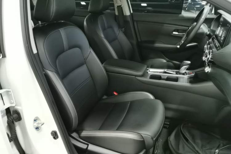 Used Nissan Sylphy 2023 1.6L CVT Enjoyment Edition Right Front Seat