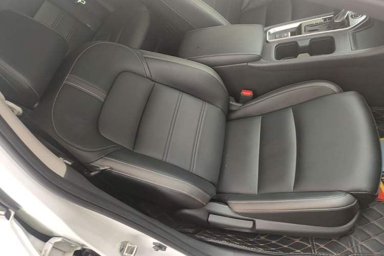 Used Nissan Sylphy 2023 1.6L CVT Enjoyment Edition Right Front Seat