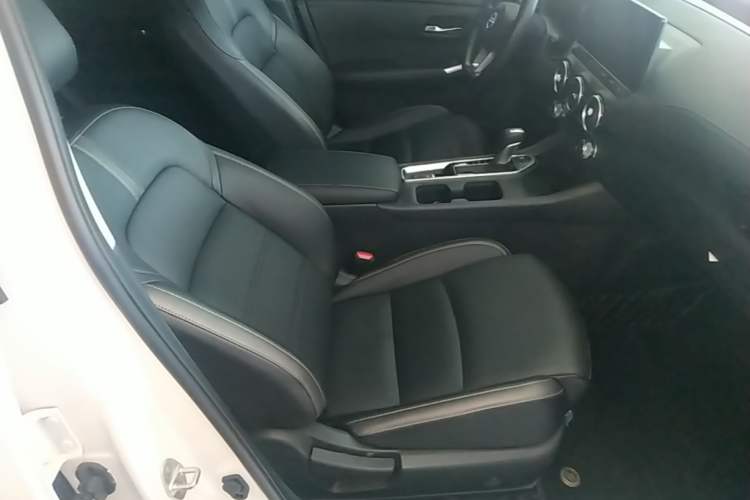 Used Nissan Sylphy 2023 1.6L CVT Enjoyment Edition Right Front Seat