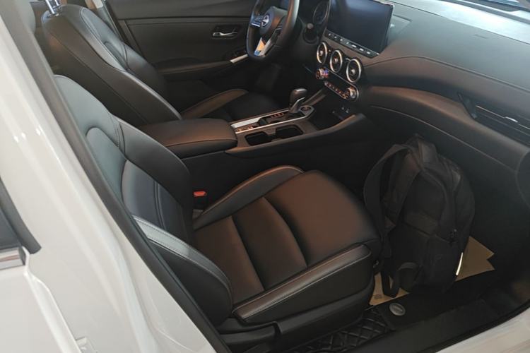 Used Nissan Sylphy 2023 Revised 1.6L CVT Enjoyment Edition Right Front Seat