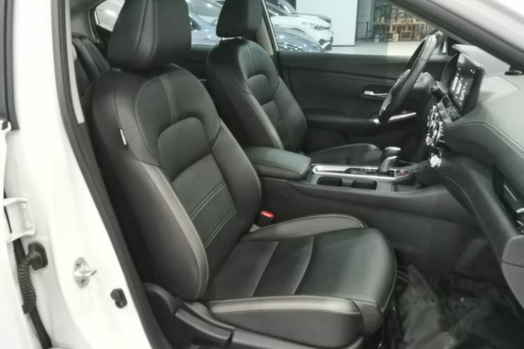Used Nissan Sylphy 2023 1.6L CVT Enjoyment Edition Right Front Seat
