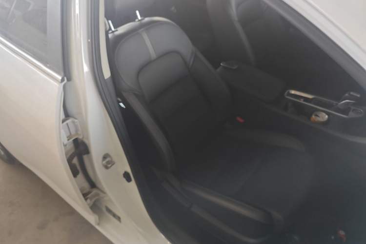 Used Nissan Sylphy 2023 1.6L CVT Enjoyment Edition Right Front Seat