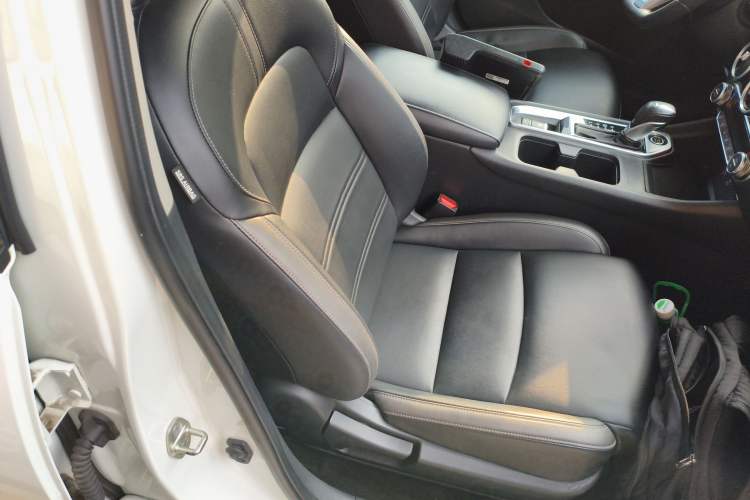 Used Nissan Sylphy 2023 1.6L CVT Enjoyment Edition Right Front Seat