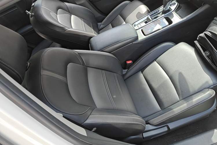Used Nissan Sylphy 2023 1.6L CVT Enjoyment Edition Right Front Seat
