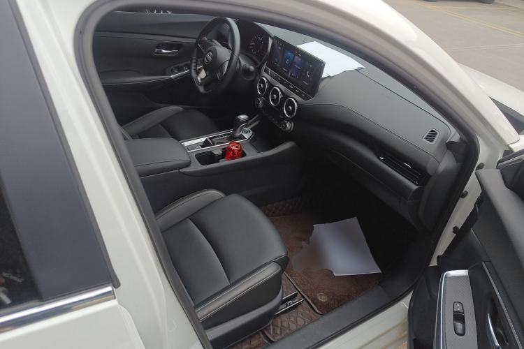 Used Nissan Sylphy 2023 1.6L CVT Enjoyment Edition Right Front Seat