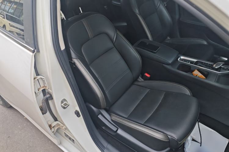 Used Nissan Sylphy 2023 1.6L CVT Enjoyment Edition Right Front Seat