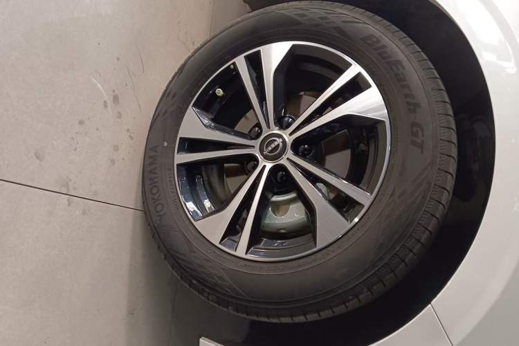 Used Nissan Sylphy 2023 1.6L CVT Enjoyment Edition Right Front Wheel Hub