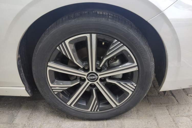 Used Nissan Sylphy 2023 Super Hybrid Electric Drive Super Smart Connectivity Plus Right Front Wheel Hub