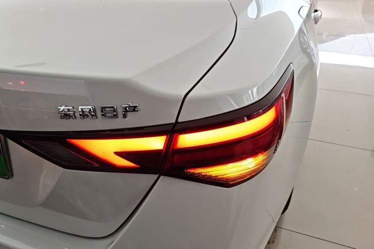 Used Nissan Sylphy 2023 Revised Version 1.6L CVT Intelligent Driving Edition Right Rear Taillight