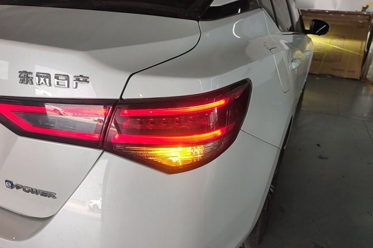 Used Nissan Sylphy 2023 Super Hybrid Electric Drive Ultra-Luxury Model Right Rear Taillight
