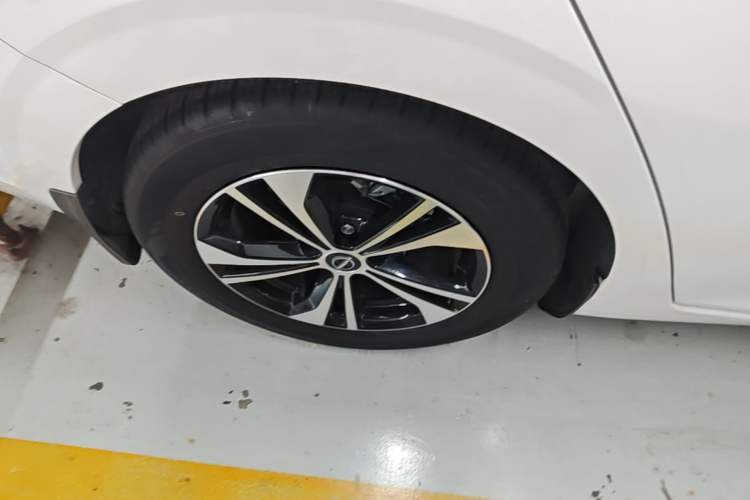 Used Nissan Sylphy 2023 1.6L CVT Smart Drive Version Right Rear Wheel Hub