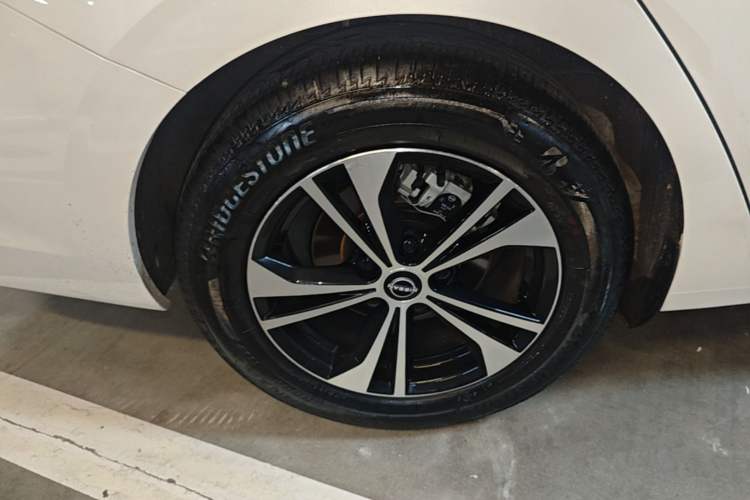 Used Nissan Sylphy 2023 Revised 1.6L CVT Enjoyment Edition Right Rear Wheel Hub