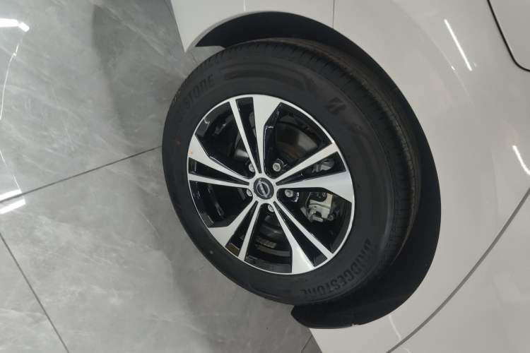 Used Nissan Sylphy 2023 Revised 1.6L CVT Enjoyment Edition Right Rear Wheel Hub