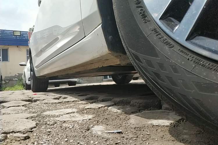 Used Nissan Sylphy 2023 1.6L CVT Enjoyment Edition Right Side Sill