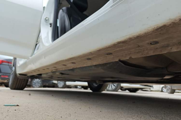 Used Nissan Sylphy 2023 1.6L CVT Enjoyment Edition Right Side Sill