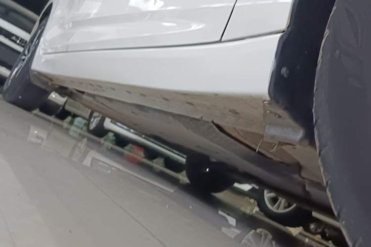 Used Nissan Sylphy 2023 1.6L CVT Enjoyment Edition Right Side Sill