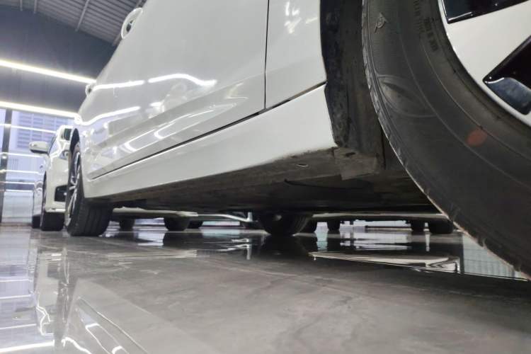 Used Nissan Sylphy 2023 1.6L CVT Enjoyment Edition Right Side Sill