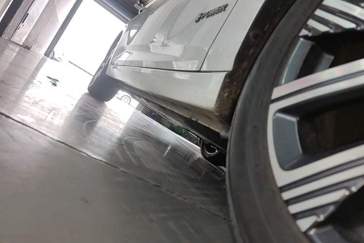 Used Nissan Sylphy 2023 Super Hybrid Electric Drive Ultra-Luxury Model Right Side Sill