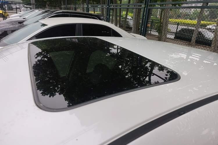 Used Nissan Sylphy 2023 Super Hybrid Electric Drive Ultra-Luxury Model Roof