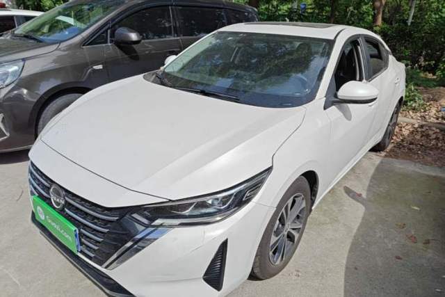 Nissan Sylphy 2023 1.6L CVT Enjoyment Edition usado