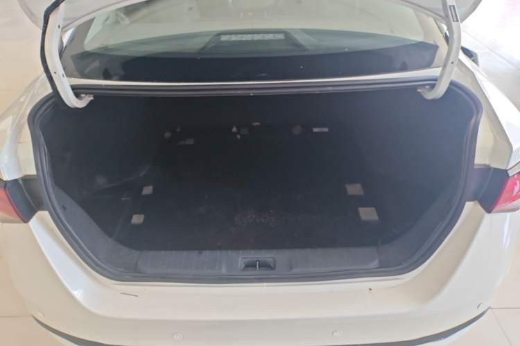 Used Nissan Sylphy 2023 1.6L CVT Enjoyment Edition Trunk