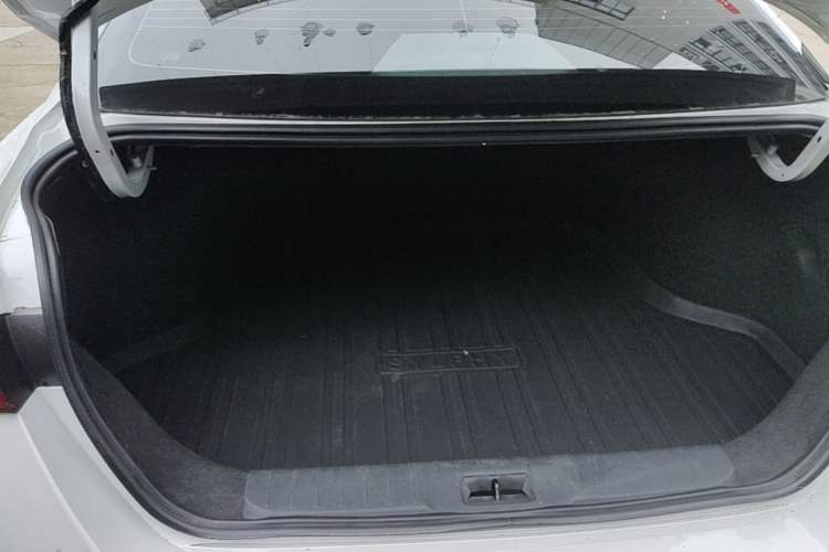 Used Nissan Sylphy 2023 1.6L CVT Enjoyment Edition Trunk