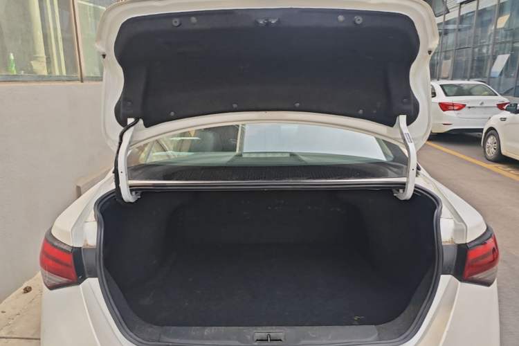 Used Nissan Sylphy 2023 1.6L CVT Enjoyment Edition Trunk
