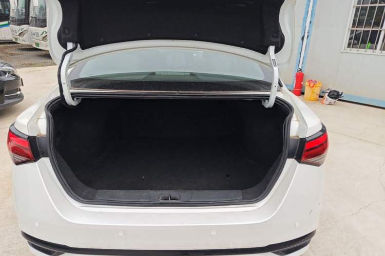 Used Nissan Sylphy 2023 1.6L CVT Enjoyment Edition Trunk