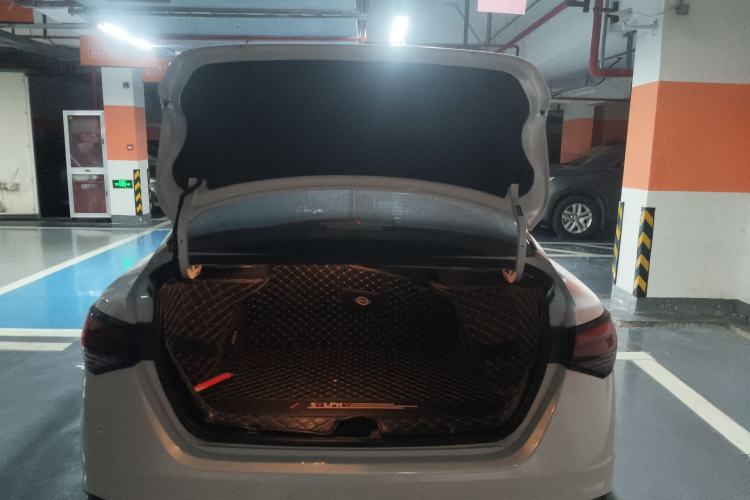 Used Nissan Sylphy 2023 1.6L CVT Smart Drive Version Trunk