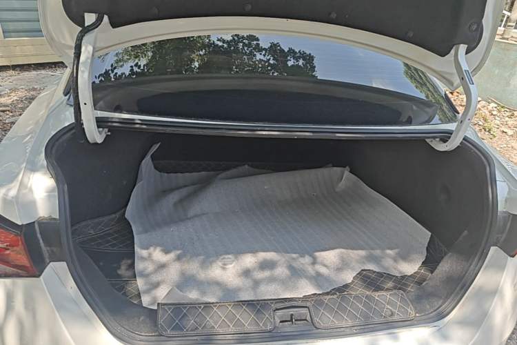 Used Nissan Sylphy 2023 1.6L CVT Enjoyment Edition Trunk