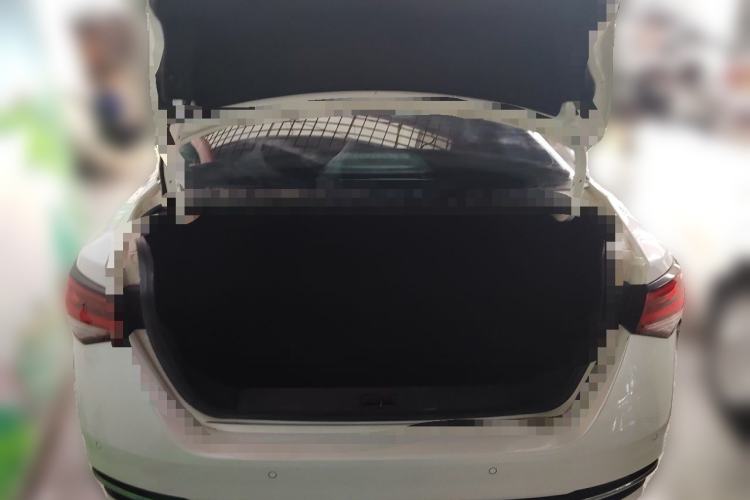 Used Nissan Sylphy 2023 Super Hybrid Electric Drive Ultra-Luxury Model Trunk