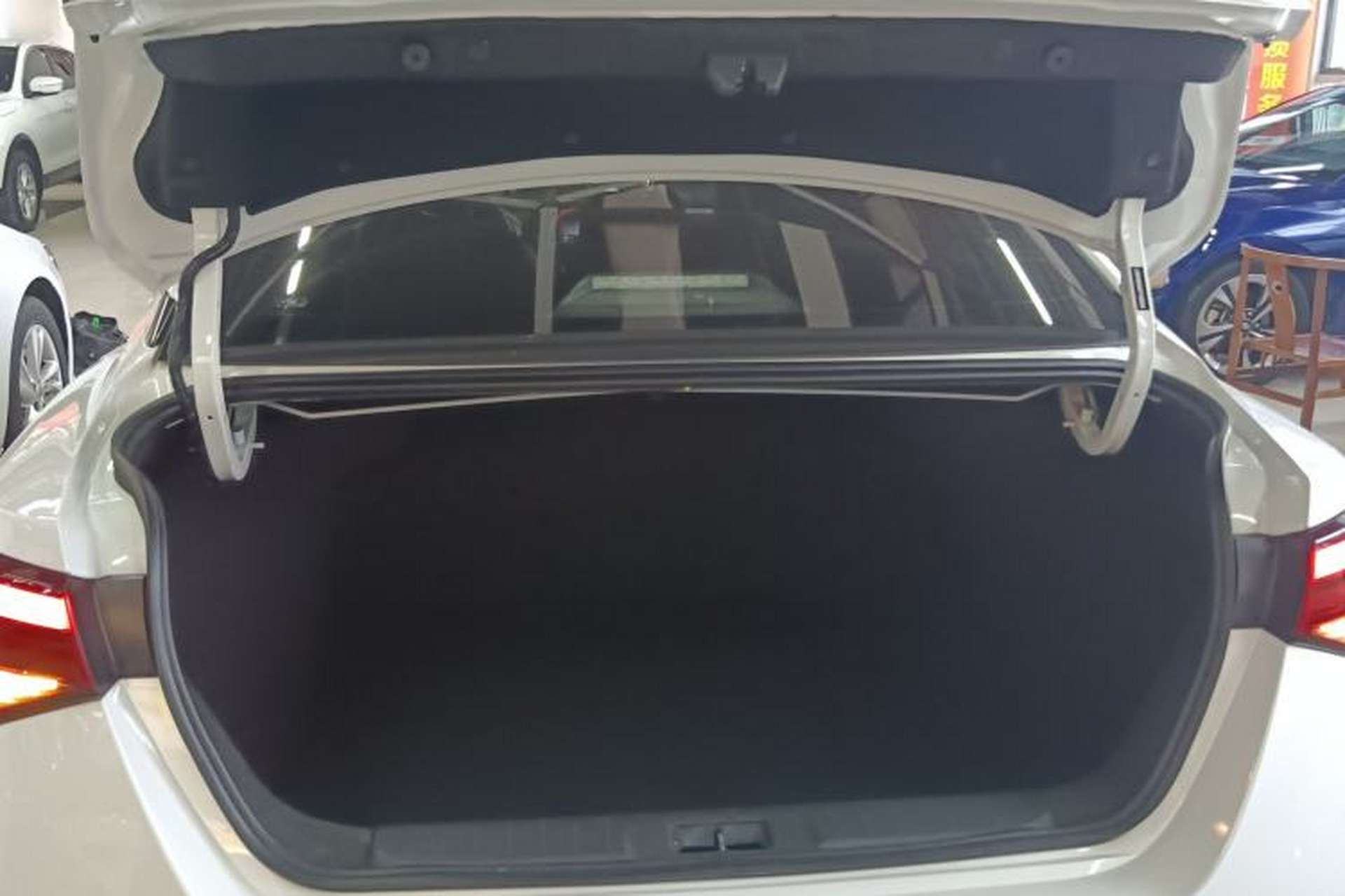 Used Nissan Sylphy 2023 1.6L CVT Enjoyment Edition Trunk