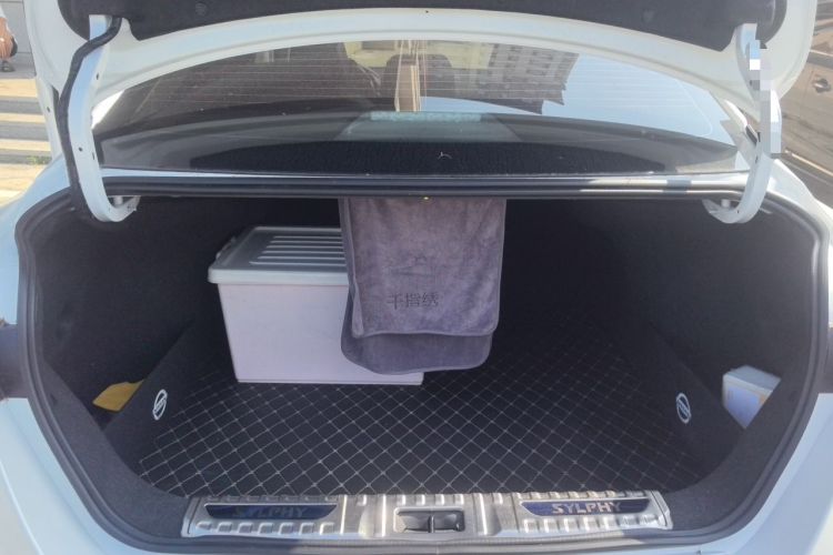 Used Nissan Sylphy 2023 Revised 1.6L CVT Enjoyment Edition Trunk