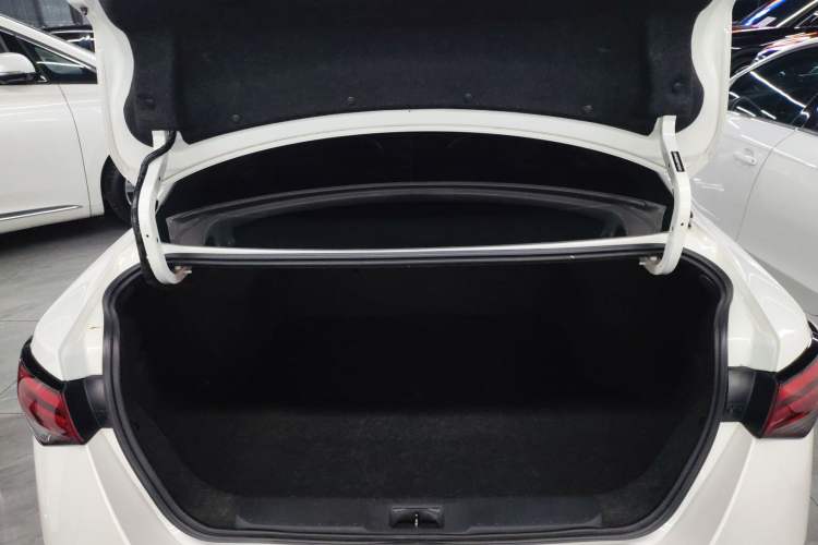 Used Nissan Sylphy 2023 1.6L CVT Enjoyment Edition Trunk