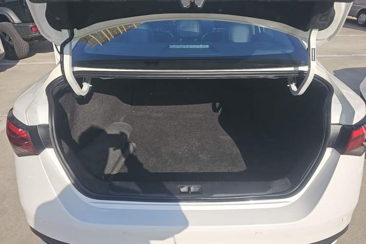 Used Nissan Sylphy 2023 1.6L CVT Enjoyment Edition Trunk