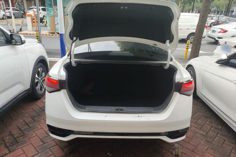 Used Nissan Sylphy 2023 1.6L CVT Enjoyment Edition Trunk