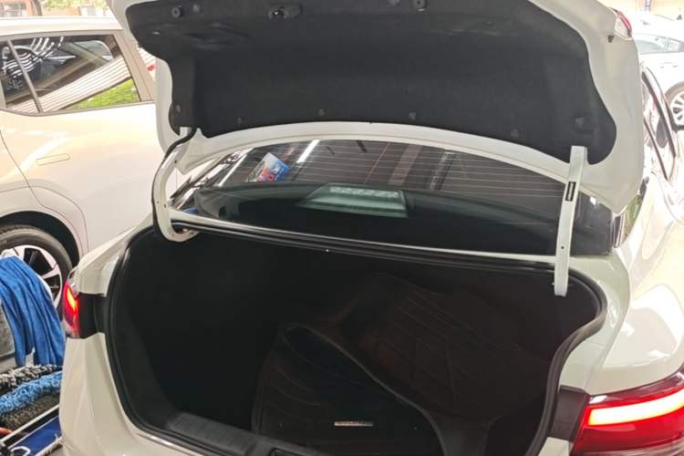 Used Nissan Sylphy 2023 1.6L CVT Enjoyment Edition Trunk