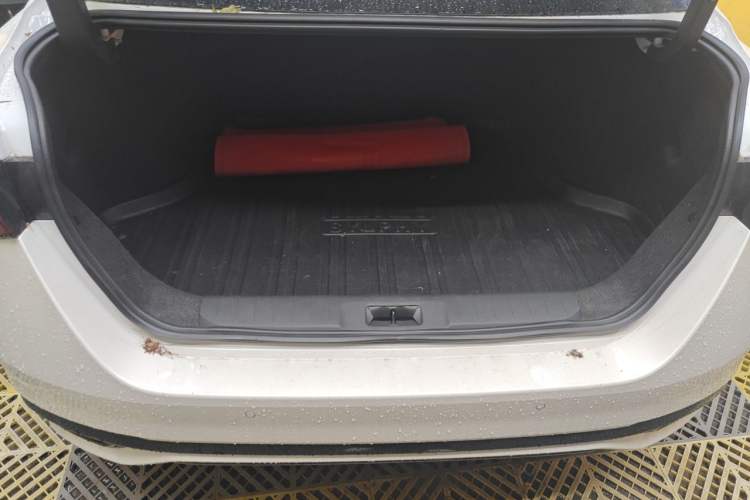 Used Nissan Sylphy 2023 1.6L CVT Enjoyment Edition Trunk
