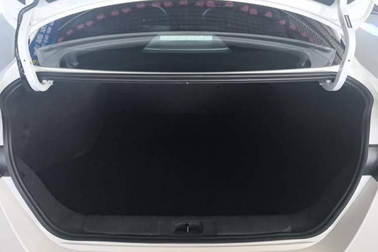 Used Nissan Sylphy 2023 1.6L CVT Enjoyment Edition Trunk