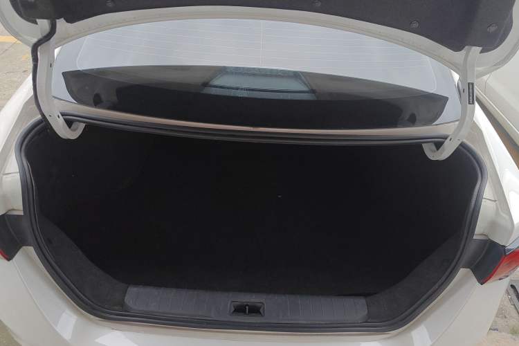 Used Nissan Sylphy 2023 1.6L CVT Enjoyment Edition Trunk