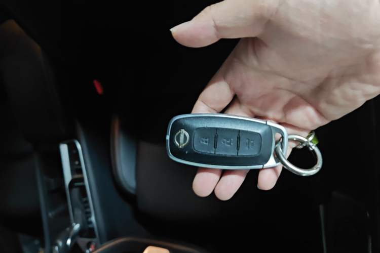 Used Nissan Sylphy 2023 1.6L CVT Smart Drive Version Vehicle Key