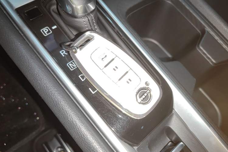 Used Nissan Sylphy 2023 Revised 1.6L CVT Enjoyment Edition Vehicle Key