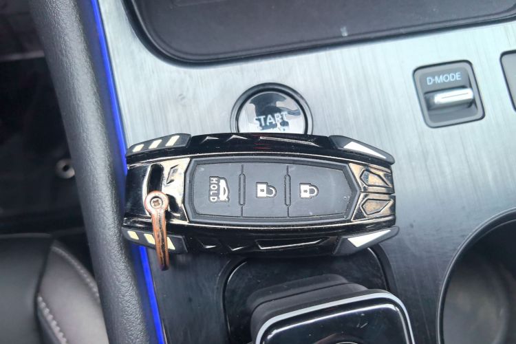Used Nissan Sylphy 2023 Super Hybrid Electric Drive Super Smart Connectivity Plus Vehicle Key