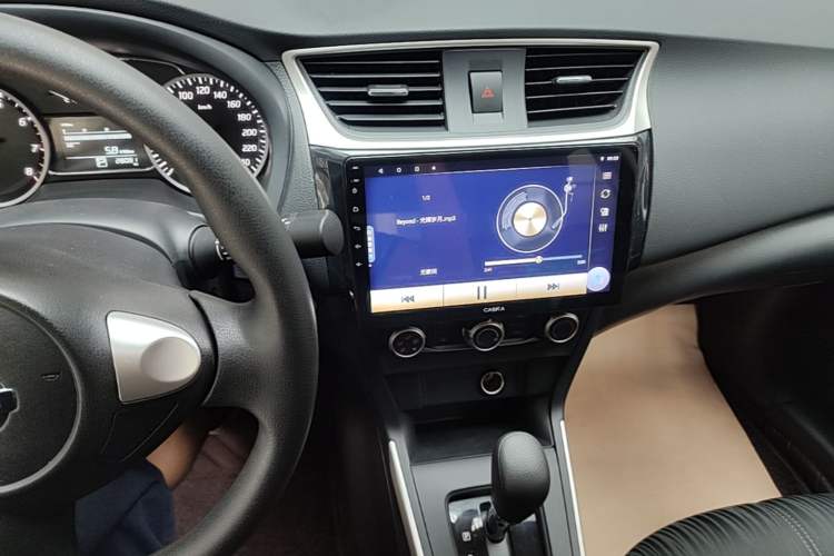 Used Nissan Sylphy 2024 Facelifted Three Classic 1.6XE CVT Comfort Edition Audio And AC Panel