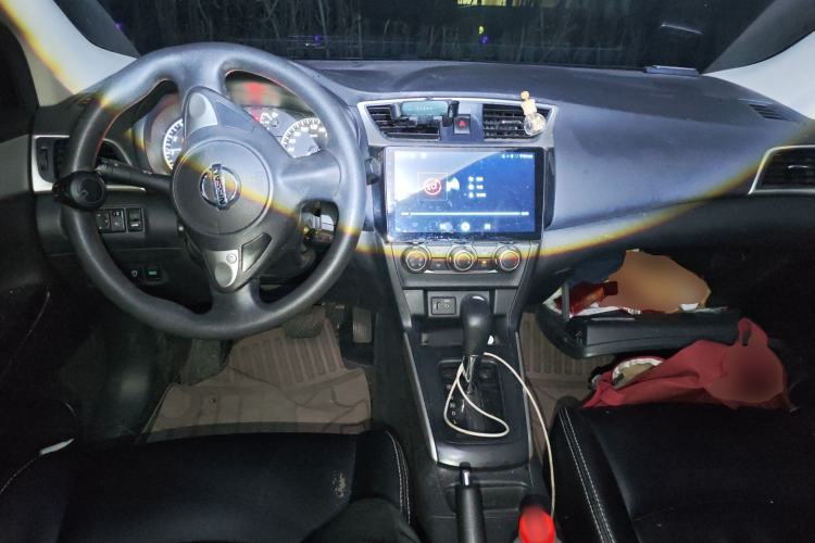 Used Nissan Sylphy 2024 Classic 1.6XE CVT Comfort Edition Center Console