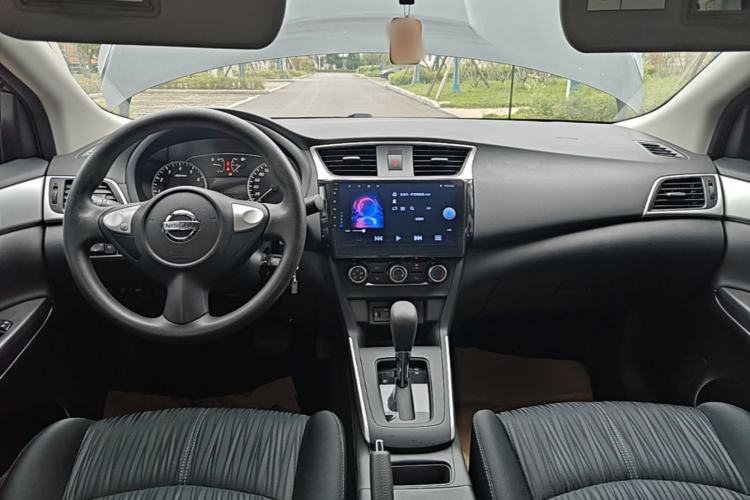 Used Nissan Sylphy 2024 Classic 1.6XE CVT Comfort Edition Center Console